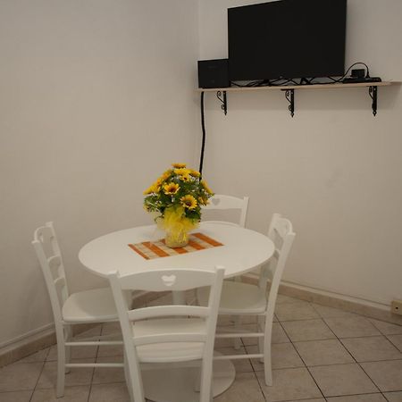 Casa Dea Apartment Livorno Bagian luar foto